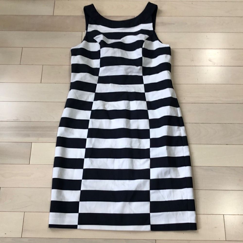 H&M Women's Stripes Pattern Sleeveless Sheath Mini Dress Black & White Size 12